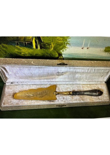 1960 Lar Fransız Altın ve Gümüş Kaplama Servis Spatulası - Spatula Boyu 30,5 cm