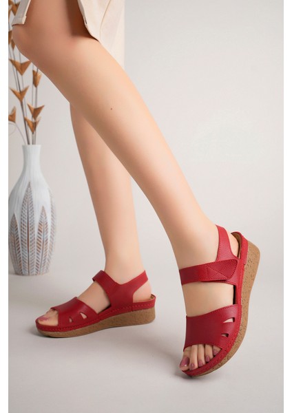 Gloria Anatomik Ortopedik Bantlı Günlük Kadın Sandalet Kırmızı Renk fiyatları
