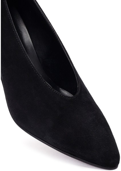 Kadın Siyah Kısa Ince Topuklu Süet Deri Stiletto 25AFD184910