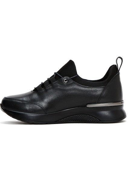 Kadın Siyah Bağcıklı Deri Casual Ayakkabı 25AFD410418 fiyatları
