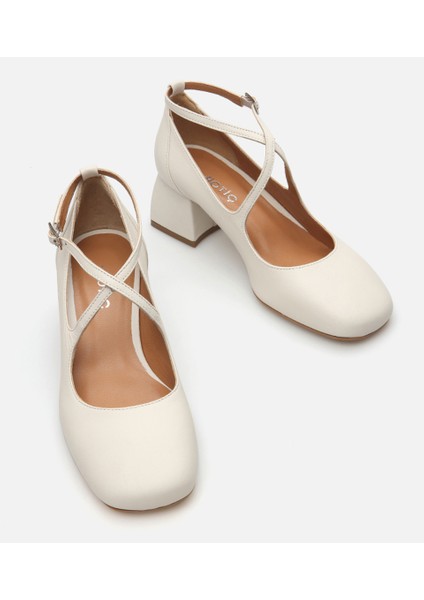 Kadın Deri Ekru Kalın Topuklu Ayakkabı modelleri