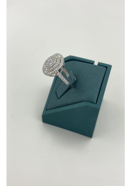 14 Ayar Altın Oval Kesim Taşlı Tektaş Yüzük modelleri