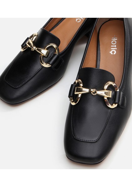 01AYH291010A100 HAKIKI Deri Siyah Kadın Kalın Topuk fırsatları