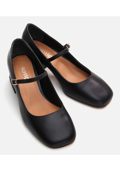 01Ayh291060A100 Mary Jane Deri Siyah Kadın Kalın Topuk modelleri