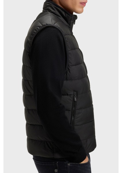 Astarlı Kapitoneli Regular Fit Dik Yaka Şişme Yelek Erkek Yelek 50518375 001 fırsatları