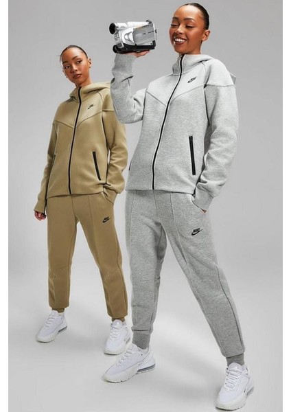 Sportswear Tech Fleece Standart Fit Mid Rise Jogger Gray Kadın Eşofman Altı Gri indirimleri