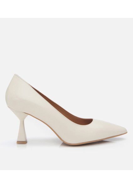 01AYH304140A400 Deri Ekru Kadın Stiletto