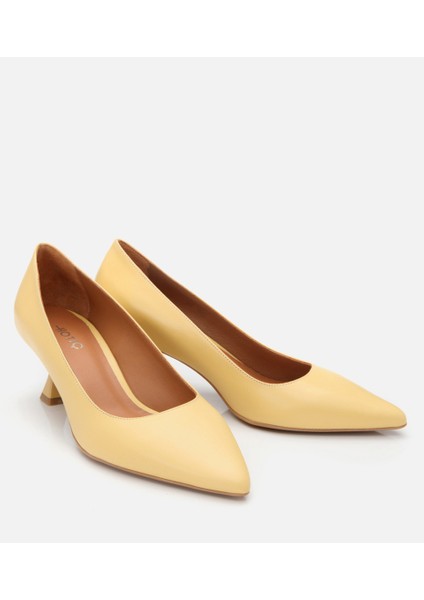 01AYH304150A520 Deri Sarı Kadın Stiletto fiyatları