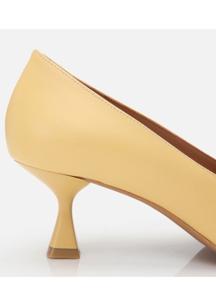 01AYH304150A520 Deri Sarı Kadın Stiletto fırsatları