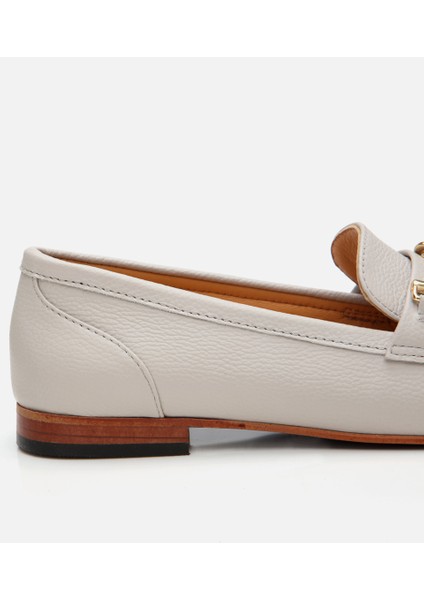01AYH306210A400 KADIN Deri Ekru Tokalı Loafer modelleri
