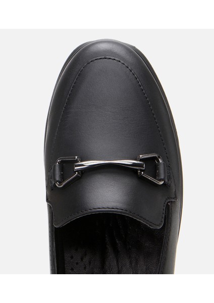 01AYH306760A100 Deri Siyah Kadın Tokalı Loafer fırsatları