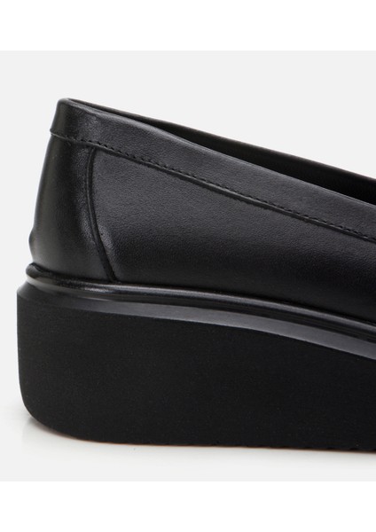 01AYH306660A100 Deri Siyah Kadın Loafer modelleri