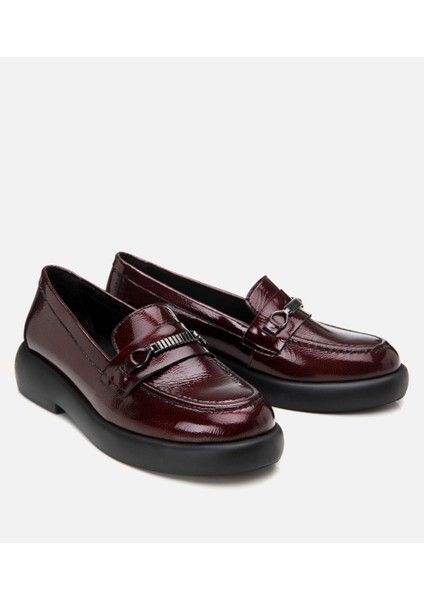 01AYH306800A780 Deri Bordo Kadın Tokalı Loafer fiyatları