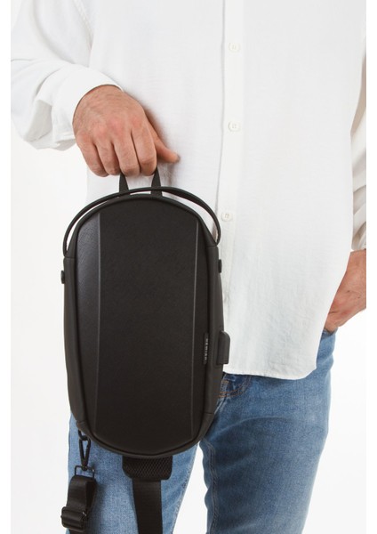 Siyah Vegan Deri Çapraz Askılı Omuz ve Bel Çantası, Şık ve Kullanışlı Seçenek