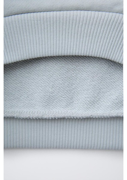 Kız Çocuk Pamuklu Buz Mavi Sweatshirt ve Leopar Desenli Tayt Takımı - Kalp Baskılı fırsatları