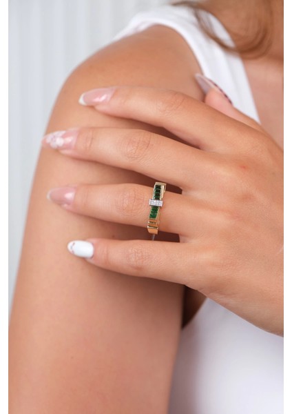 14 Ayar Altın Yeşil Taşlı Yüzük 927 modelleri