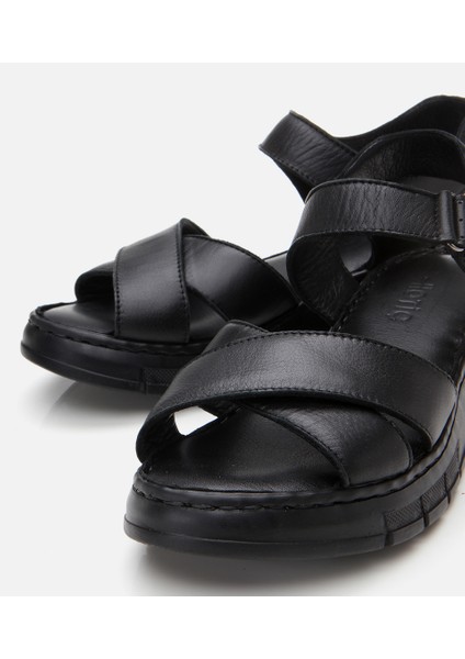 01SAH306860A620 KADIN Deri Mavi Ayarlanabilir Comfort Sandalet modelleri