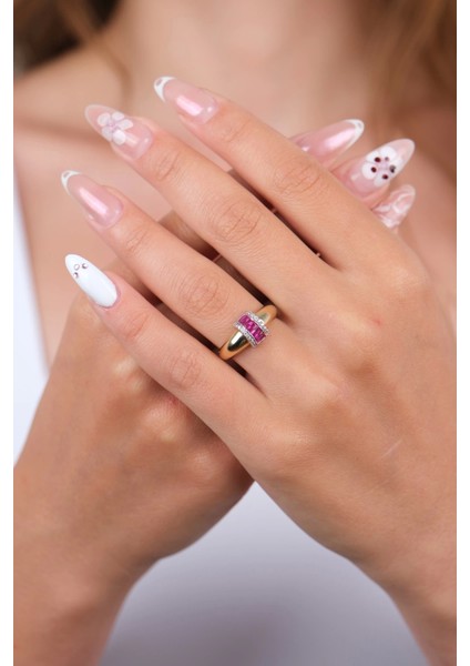 14 Ayar Altın Mor Taşlı Yüzük 925 fırsatları