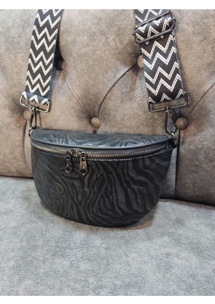 Renkli Hakiki Kuzu Derisi Yılan Desenli Çapraz Çanta modelleri