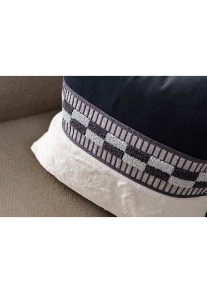 Premium Biyeli Tavşan Tüyü & Punch Işlemeli Tekli Dekoratif Özel Tasarım Kırlent Kılıfı indirimleri