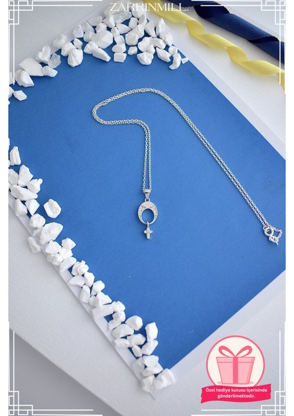 925 Ayar Gümüş T Taşlı Model Kolye Zirkon Taşlı Su Yolu Rodyum Kaplama