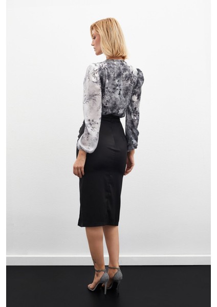 Büzgü Detaylı Saten Etek - Bej