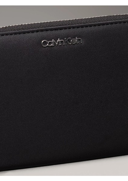 Calvın Kleın Kadın Cüzdan K60K606698-BEH fırsatları