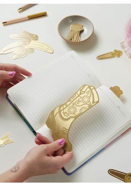 Designworks Jumbo Metal Kitap Ayracı Cowgirl Boot fiyatları