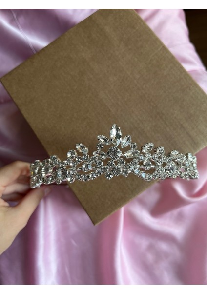 D15 Barok Desenli Kristal Taşlı Gelin Tacı Işıltılı ve Zarif Düğün Tacı Gelintacı Nikah Tacı Kına Tacı fırsatları