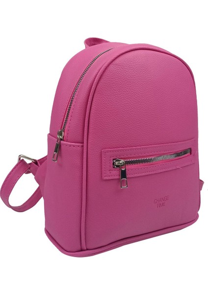 Şık ve Kullanışlı Iki Fermuarlı Sırt Çantası, Kaliteli Malzemeyle Tasarlandı. modelleri