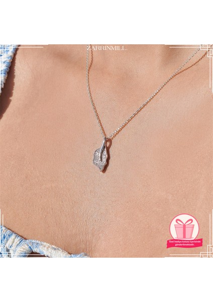 925 Ayar Gümüş Sonbahar Taşlı Yaprak Model Kolye Zirkon Taşlı Su Yolu Rodyum Kaplama fiyatları