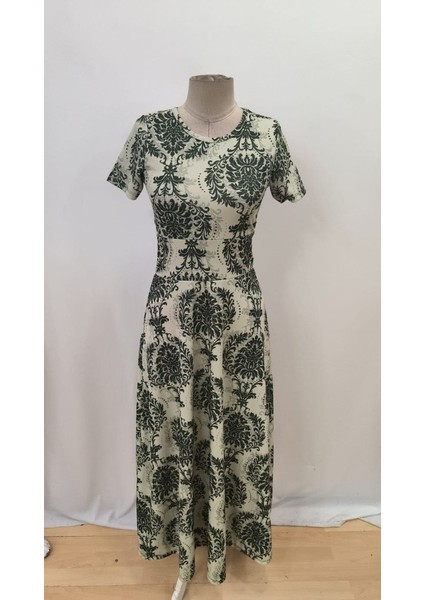 AYDOGANTICARET44 Kadın Kısa Kollu Bisiklet Yaka Puantiyeli Maksi Örme Krep Elbise fırsatları