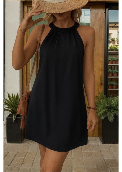 Kadın Daire Yakalı Omuzlardan Açık Sırt Dantel Detaylı Janjan Krep Elbise