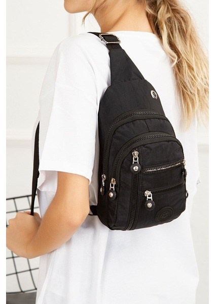 Siyah Rahat Taşıma Çantası, Günlük Kullanım Için Şık ve Hafif Tasarım