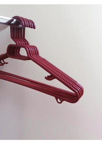 Elbise Kıyafet Askısı 24'lü Set 24 Adet Kırmızı Plastik 24 Gömlek Askısı fiyatları
