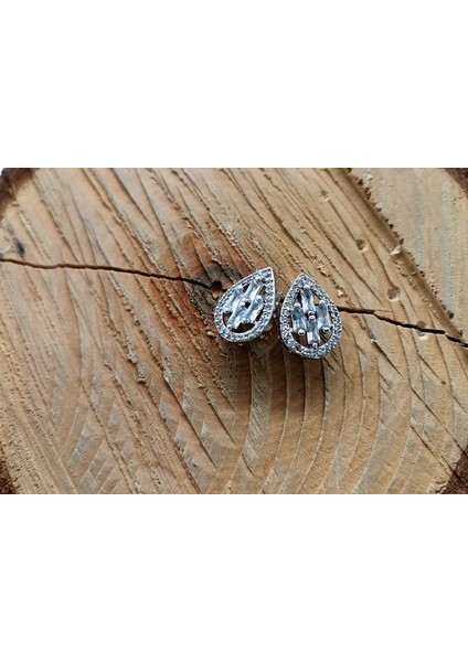 336 L Çelik Kararmaz Figürlü Küpe