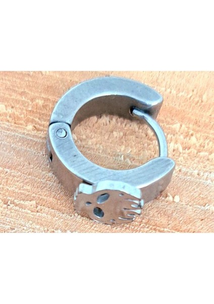 Çelik Gümüş Renk Hayalet Figürlü Unisex Küpe