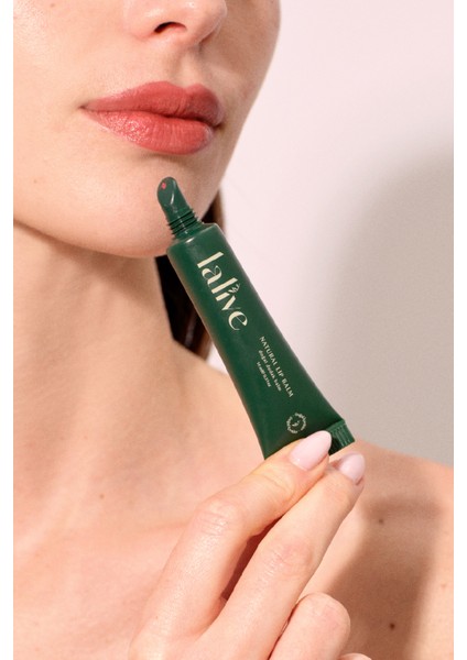 Doğal, Organik Çilekli Parlatıcı Dudak Balmı 10 ml - Lip Balm fiyatları