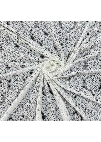 Zarif Ekru Çiçekli Dantel Kumaş – Likrasız, Elbiselik ve Ev Dekoruna Uygun EN150 cm