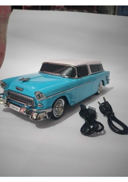 Mavi Nostaljik Araba Temalı Radyo, Şık ve Şehirli Tasarım