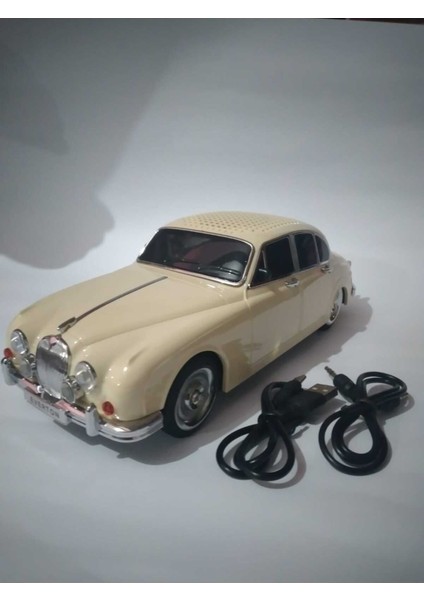 Bej Renkli Nostaljik Araba Tasarımlı Radyo, Şık ve Retro Tarz Ürün