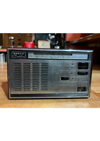 El Radyosu, Fm Yok, Çalışır, Deri Kılıf, Bej Renk fiyatları