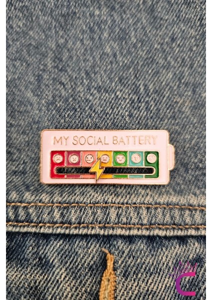 My Social Battery Hareketli Rozet Pin Broş Beyaz - Arkadaş Hediyesi Okul Çanta Ceket Yaka Rozeti