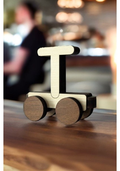 Ahşap Döner Tekerli Mıknatıslı Isim Harf Tren Bej Renk