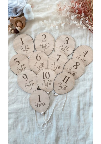 Bej Ahşap Balon Şekilli Aylık Bebek Fotoğraf Kartları 1-12 Ay fiyatları