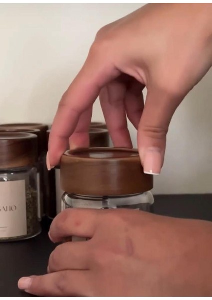 6'lı Cam Baharat Kavanozu Seti, Etiketli, 240ML, Akasya Kapaklı, Şık ve Fonksiyonel indirimleri