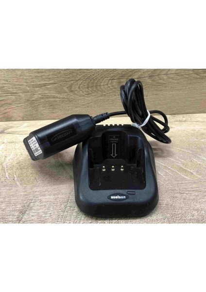 El Telsizleri Için Masaüstü Şarj ve Adaptör Seti