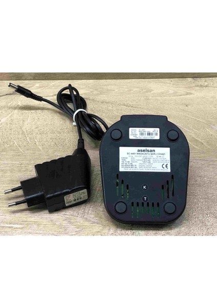 El Telsizleri Için Masaüstü Şarj ve Adaptör Seti fiyatları
