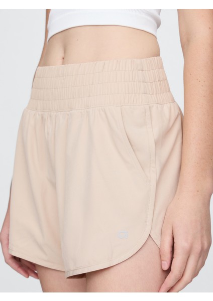 Kadın Krem Gapfit High Rise Koşu Şortu fiyatları