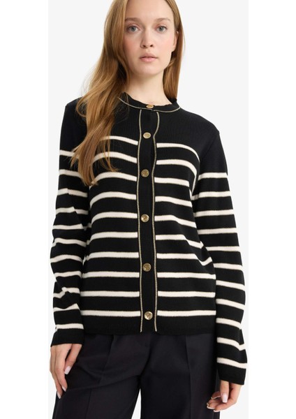 Regular Fit Bisiklet Yaka Düğmeli Çizgili Triko Hırka D5894AX25AU modelleri